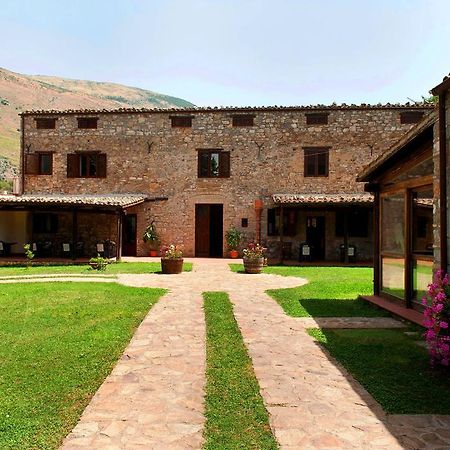 L'Antico Casale Guest House โปลิซซี เจเนโรซา ภายนอก รูปภาพ