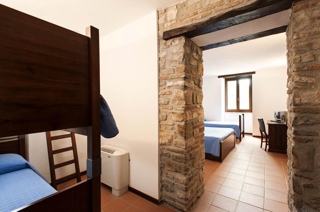 L'Antico Casale Guest House โปลิซซี เจเนโรซา ห้อง รูปภาพ